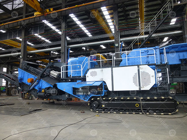 履帶式移動(dòng)破碎站