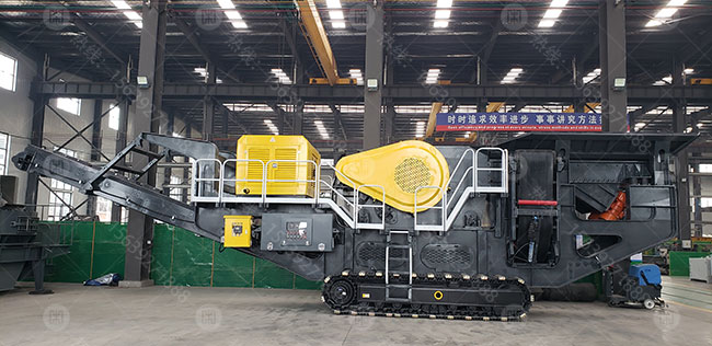 顎式移動(dòng)破碎站 移動(dòng)破碎篩分站.jpg